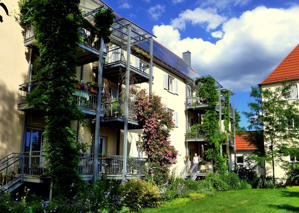 „Im Alter gemeinsam aktiv Wohnen und Leben“