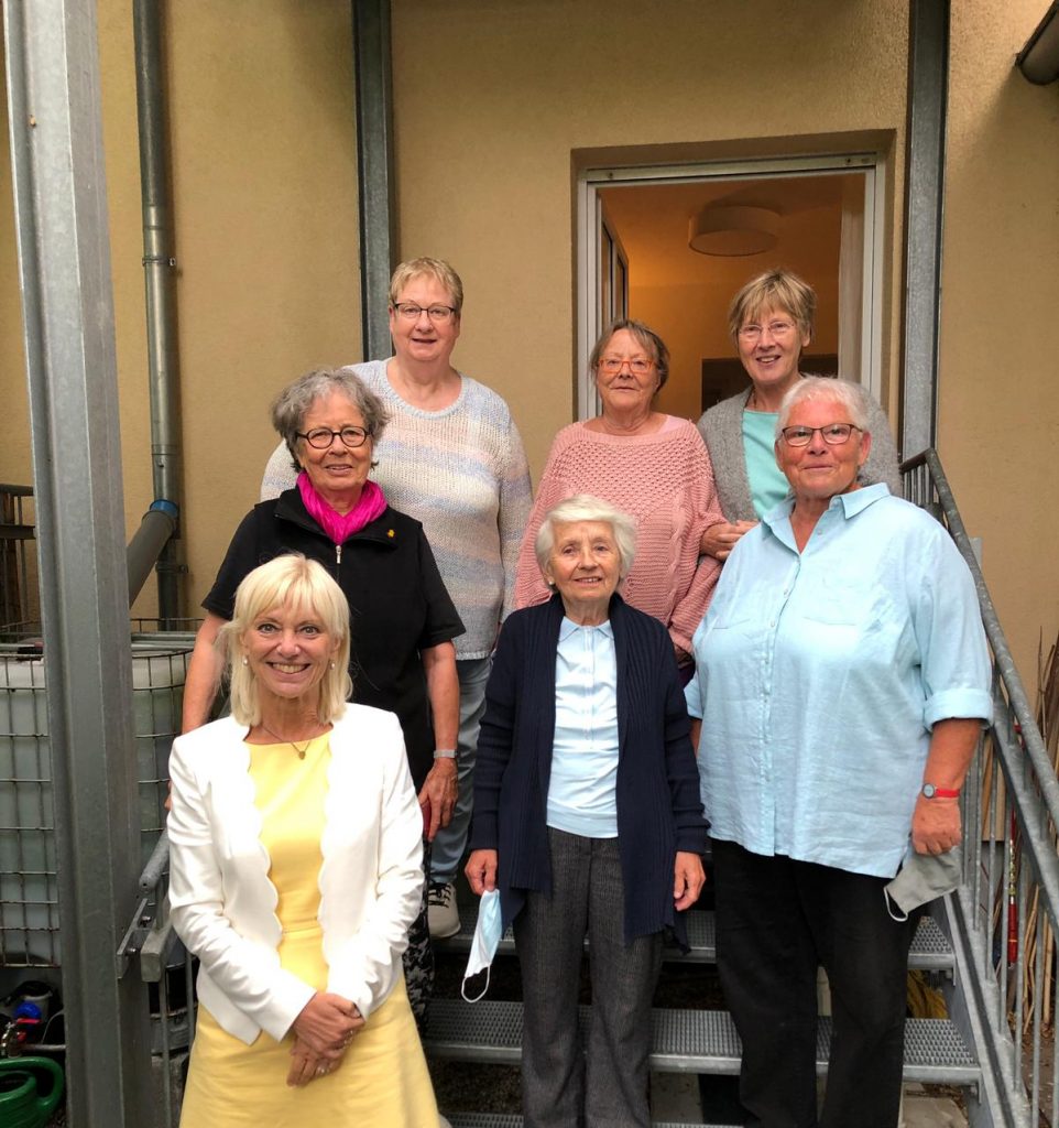 Besuch von Staatsministerin Carolina Trautner